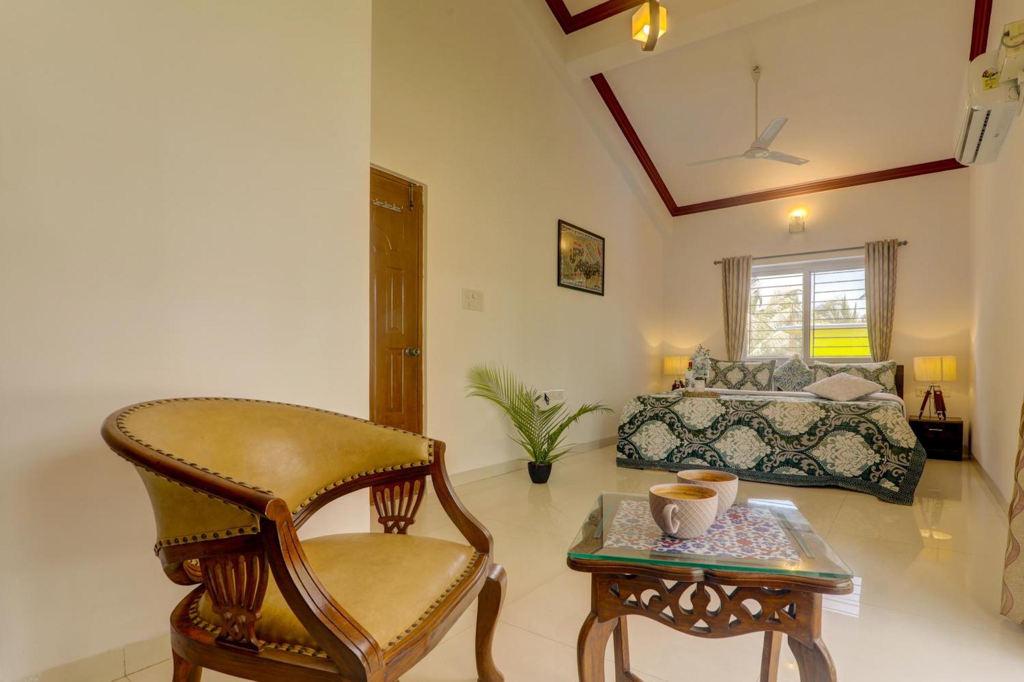 Jaqk Holidays - 9Bhk Villa For Big Groups, Private Pool-Wifi-Cartaker-Parking, North Goa Бага Екстериор снимка
