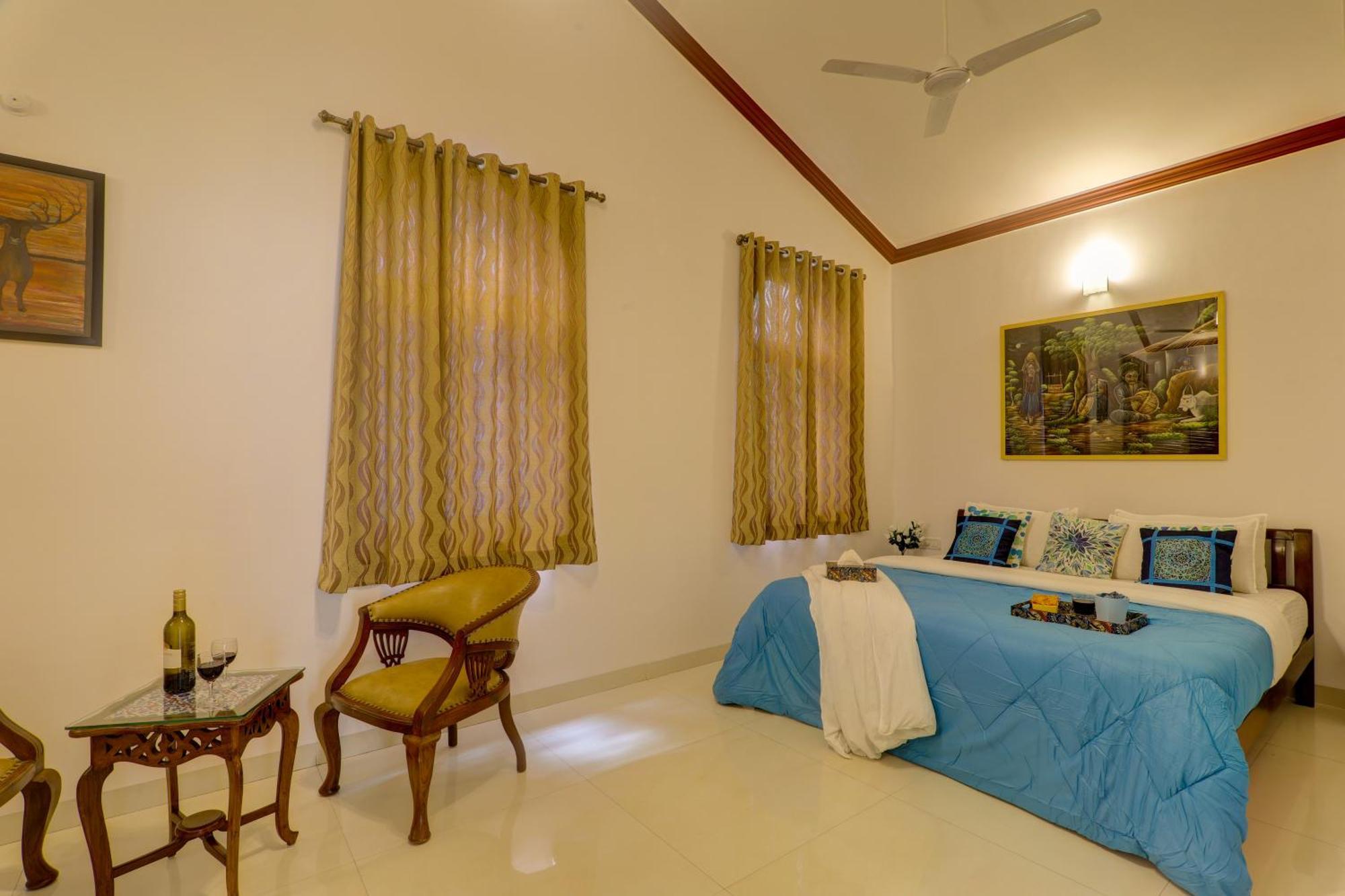 Jaqk Holidays - 9Bhk Villa For Big Groups, Private Pool-Wifi-Cartaker-Parking, North Goa Бага Екстериор снимка