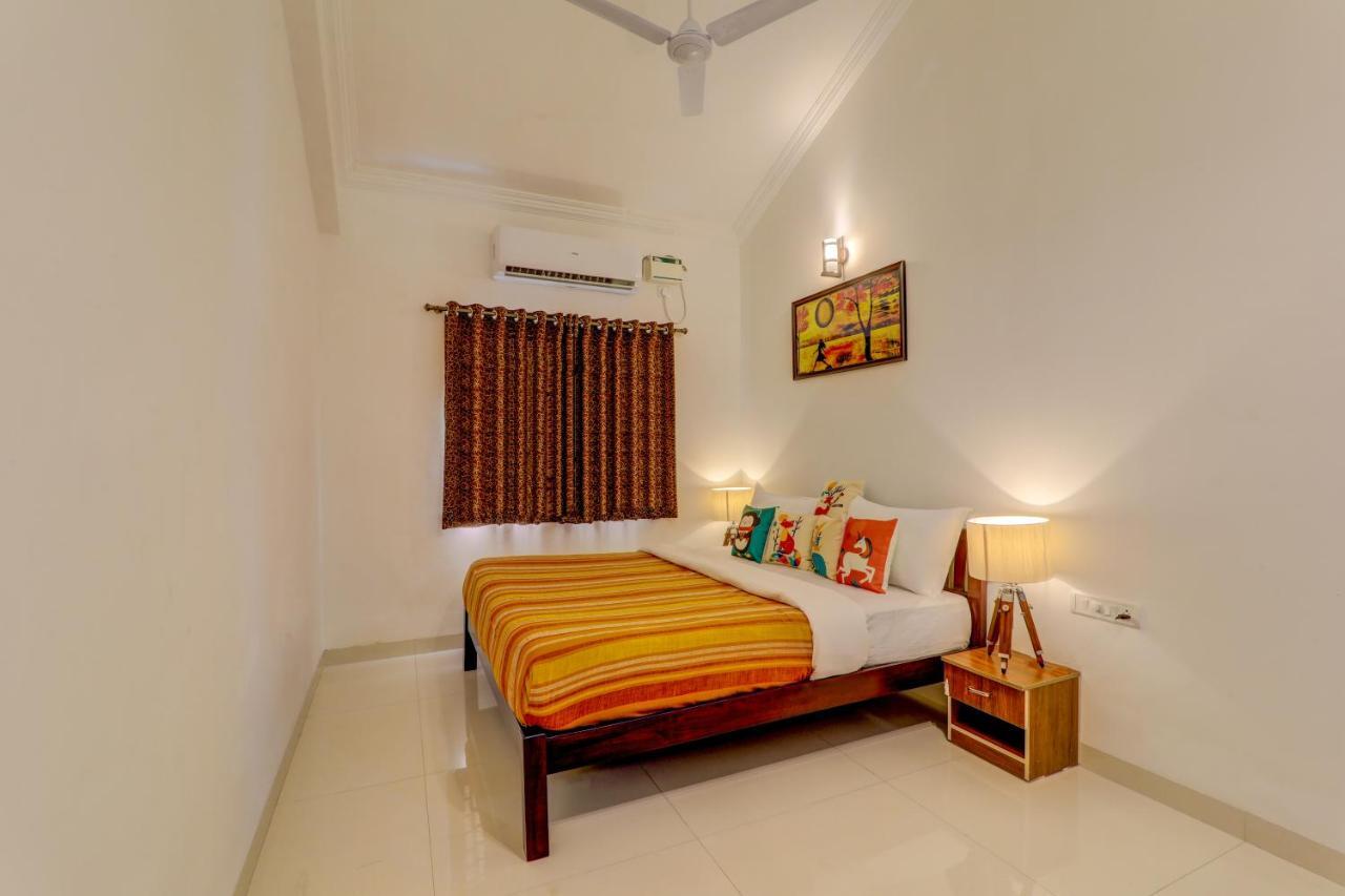 Jaqk Holidays - 9Bhk Villa For Big Groups, Private Pool-Wifi-Cartaker-Parking, North Goa Бага Екстериор снимка